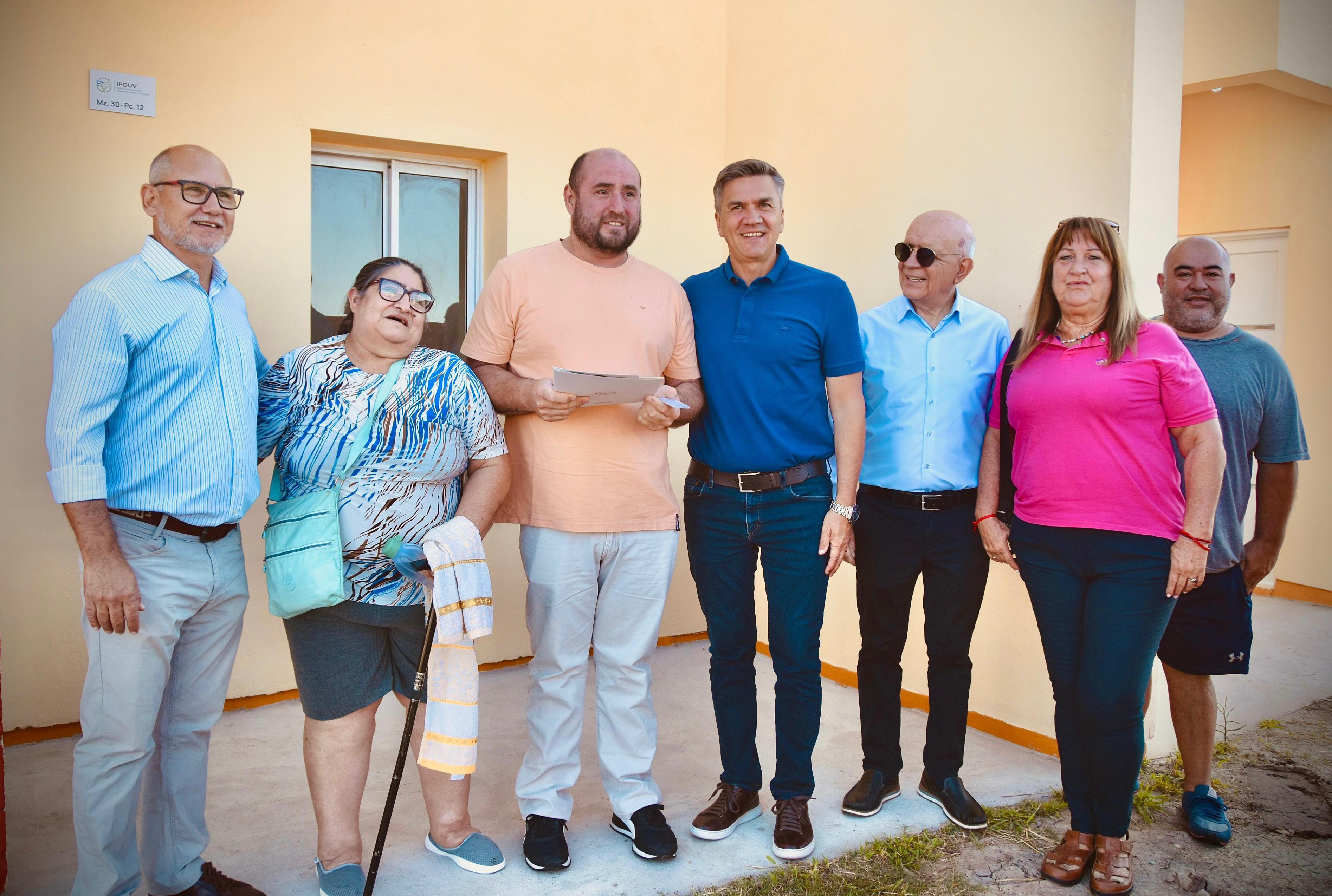 *MAS FAMILIAS CUMPLIERON EL SUEÑO DE LA CASA PROPIA EN RESISTENCIA*