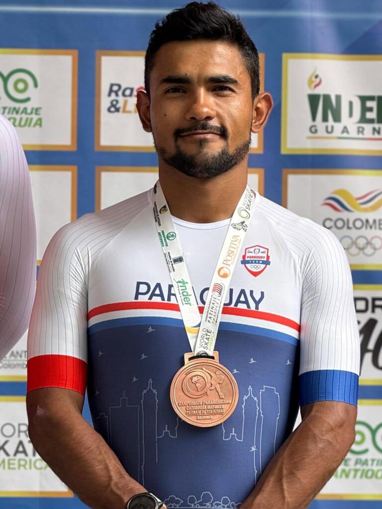 *ESTE SÁBADO: EL CAMPEÓN MUNDIAL JULIO MIRENA BRINDARA UNA CAPACITACIÓN EN EL POLIDEPORTIVO JAIME ZAPATA*