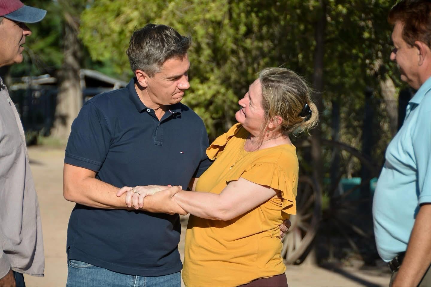 ANTE LA SEQUÍA: EL GOBERNADOR ZDERO ACOMPAÑA EL DOLOR DEL CAMPO CHAQUEÑO