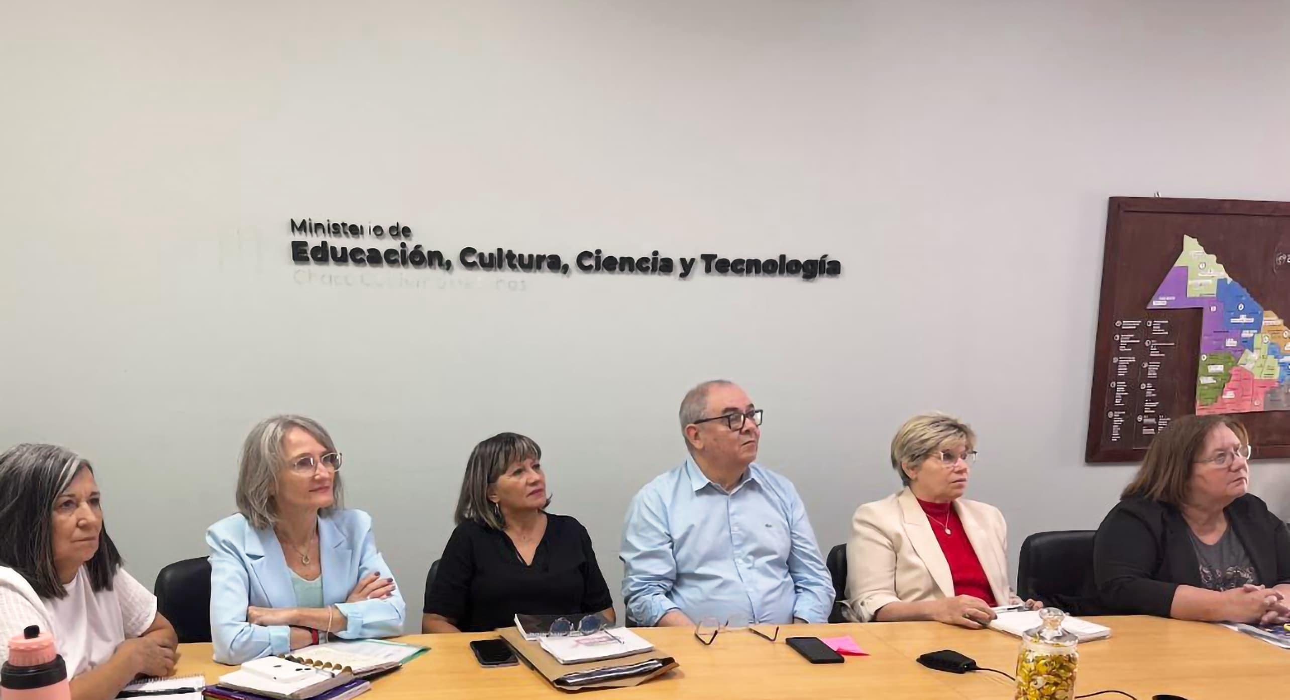 RED APRENDE: EDUCACIÓN FORTALECERÁ EL LIDERAZGO DE LOS EQUIPOS DIRECTIVOS DE LAS ESCUELAS SECUNDARIAS