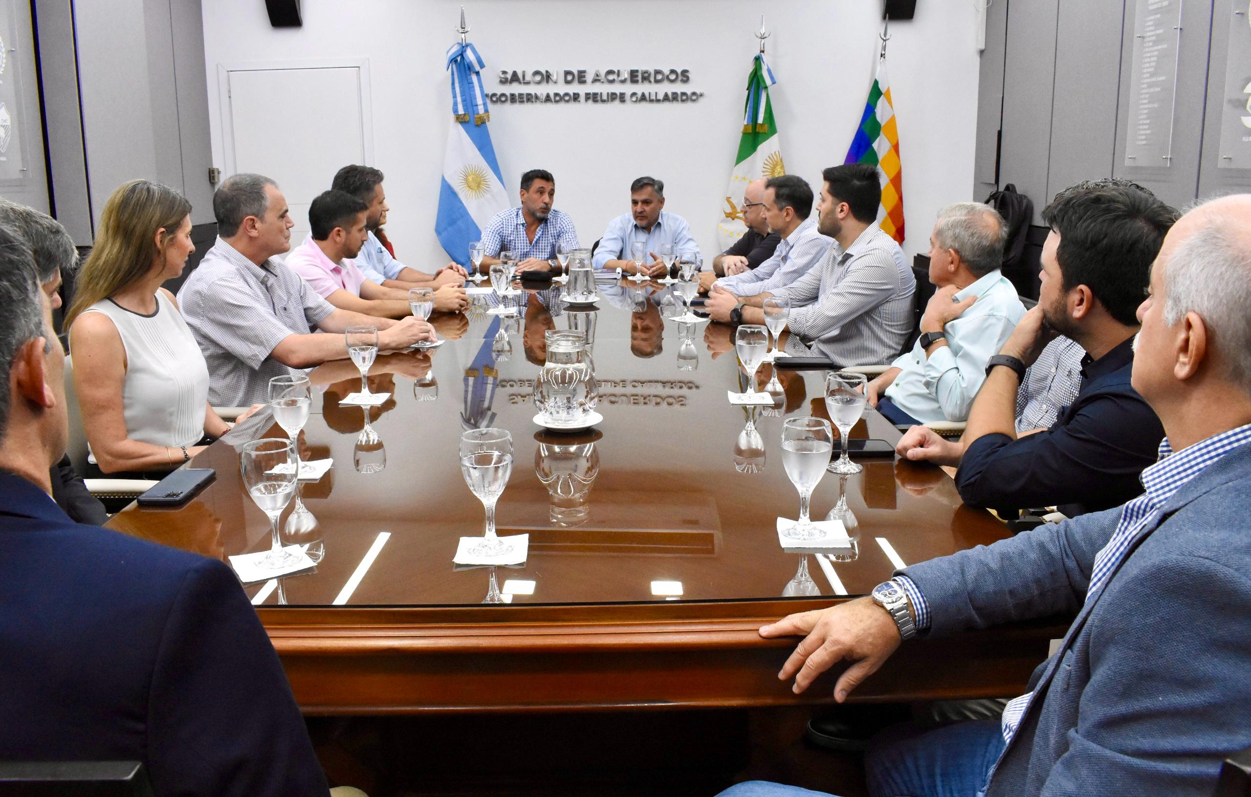 CÁMARAS Y ENTIDADES DEL SECTOR ECONÓMICO RESPALDARON LA BAJA DE IMPUESTOS ANUNCIADAS POR EL GOBERNADOR ZDERO