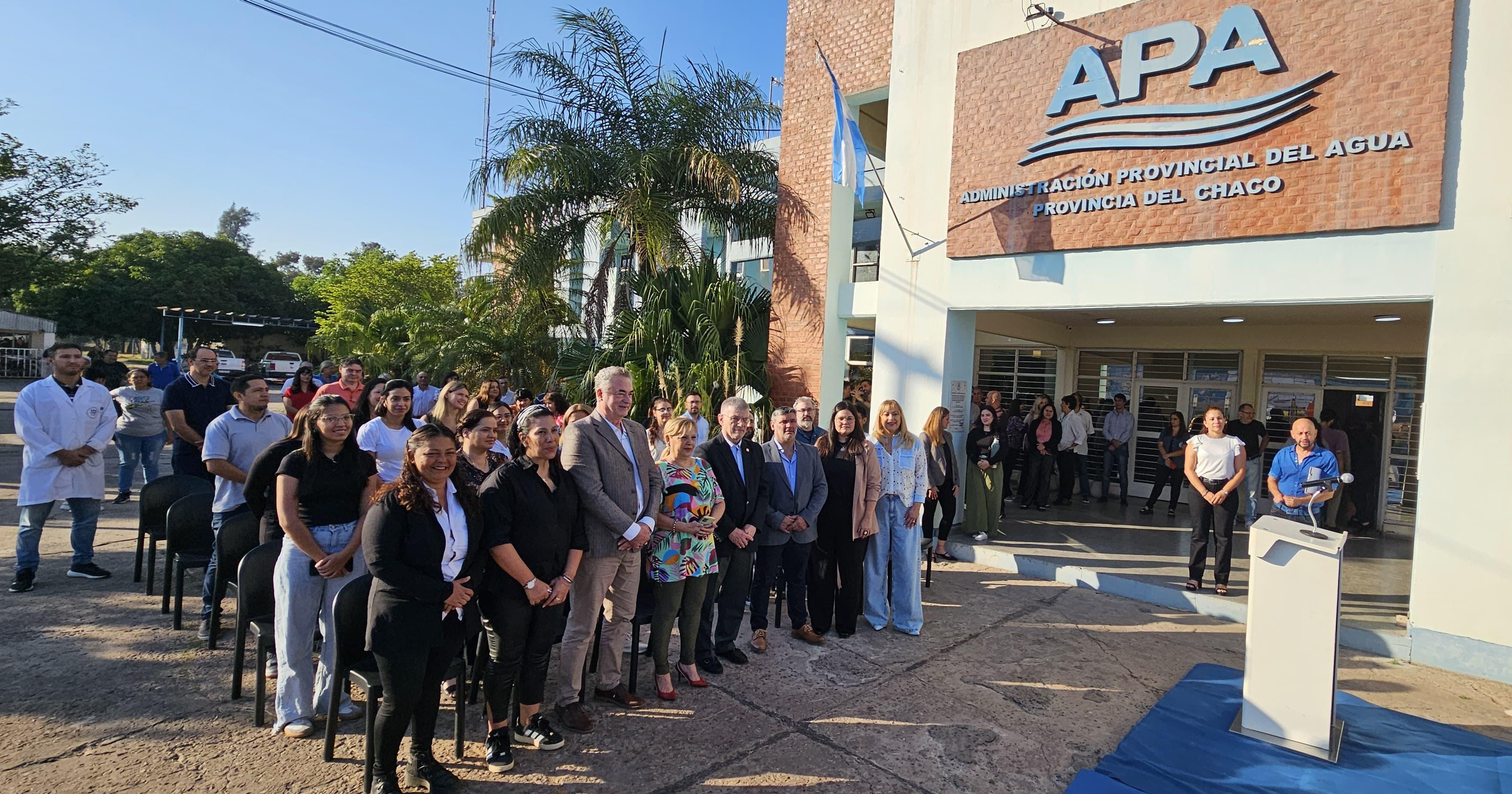 DÍA DEL EMPLEADO DE LA APA: AUTORIDADES DEL ORGANISMO PROVINCIAL REALIZARON UN RECONOCIMIENTO A TODO EL PERSONAL