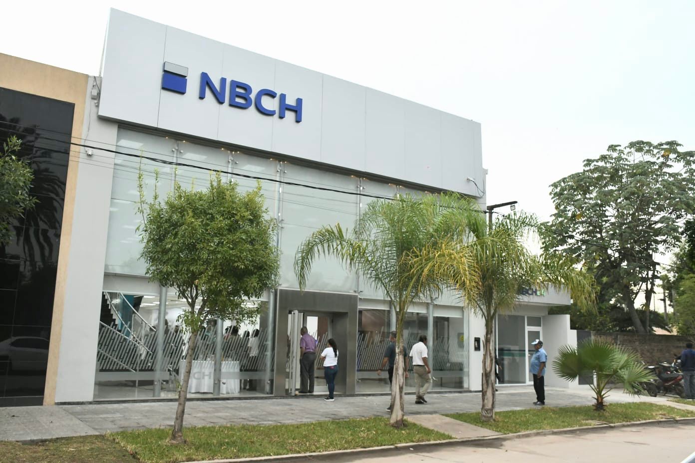 *LAS BRE&Ntilde;AS: EL NUEVO BANCO DEL CHACO INAUGURO UNA MODERNA SUCURSAL Y FORTALECE SU PRESENCIA EN EL INTERIOR*