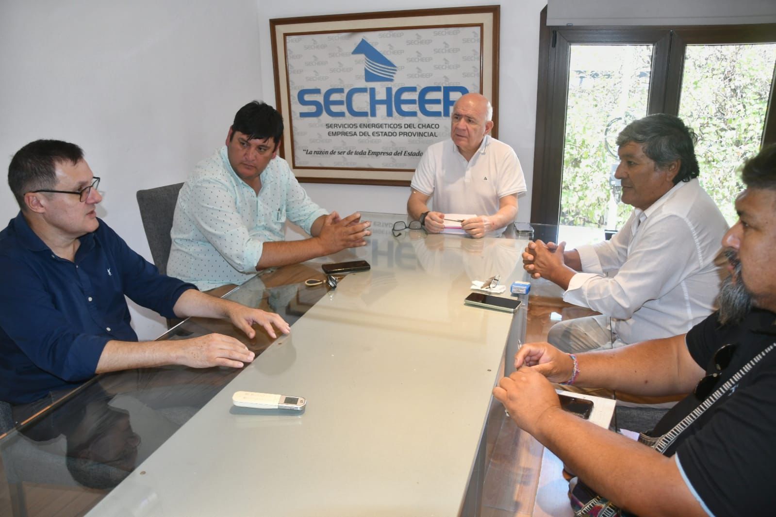 *EL GOBIERNO PROVINCIAL DESMIENTE AL INTENDENTE DE COLONIA ABORIGEN Y RATIFICA QUE LAS OBRAS EL&Eacute;CTRICAS SIGUEN EN MARCHA*