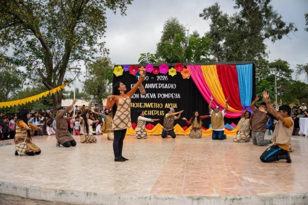 *FUERTE IMPULSO AL NORTE: PAVIMENTO Y ANUNCIO DE VIVIENDAS EN EL ANIVERSARIO 126 DE MISI&Oacute;N NUEVA POMPEYA*  