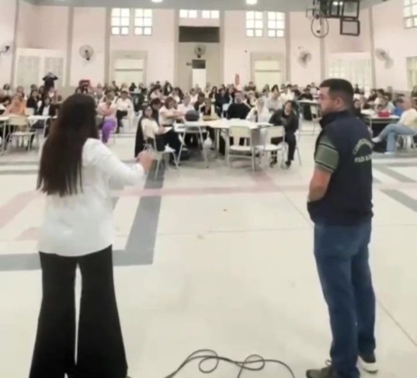 *EDUCACI&Oacute;N FORTALECE EL ACOMPA&Ntilde;AMIENTO PEDAG&Oacute;GICO CON EQUIPOS INTERDISCIPLINARIOS EN TODA LA PROVINCIA*
