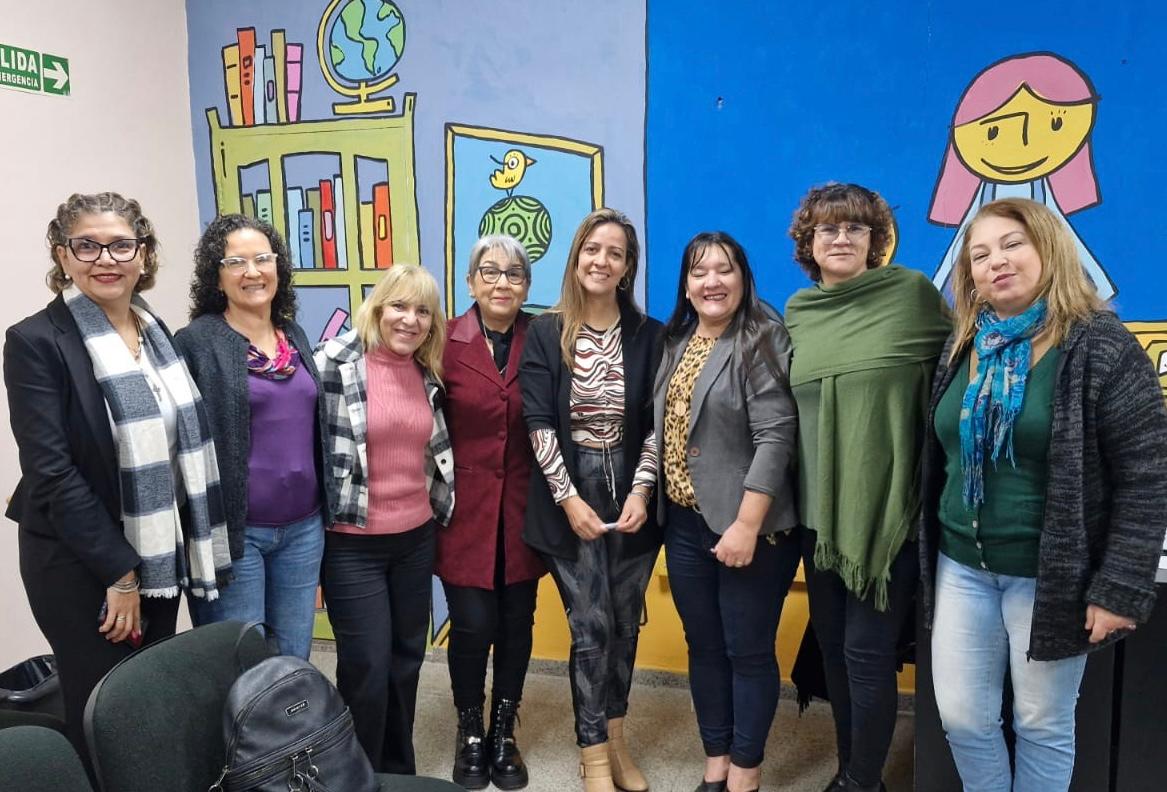 UNA MADRE, ELECTA PARA REPRESENTAR A LOS TUTORES EN EL CONSEJO DE EDUCACIÓN